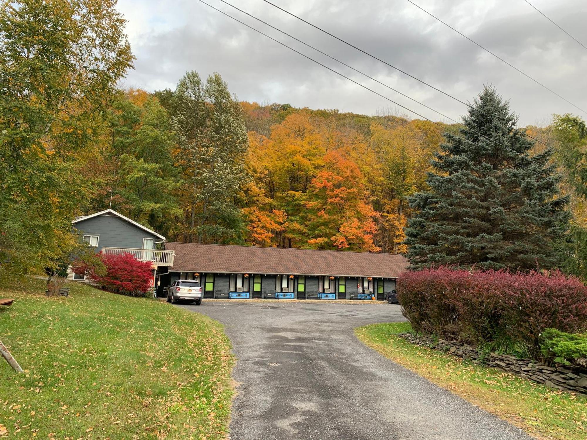 Starlite Motel & Suites Big Indian Esterno foto