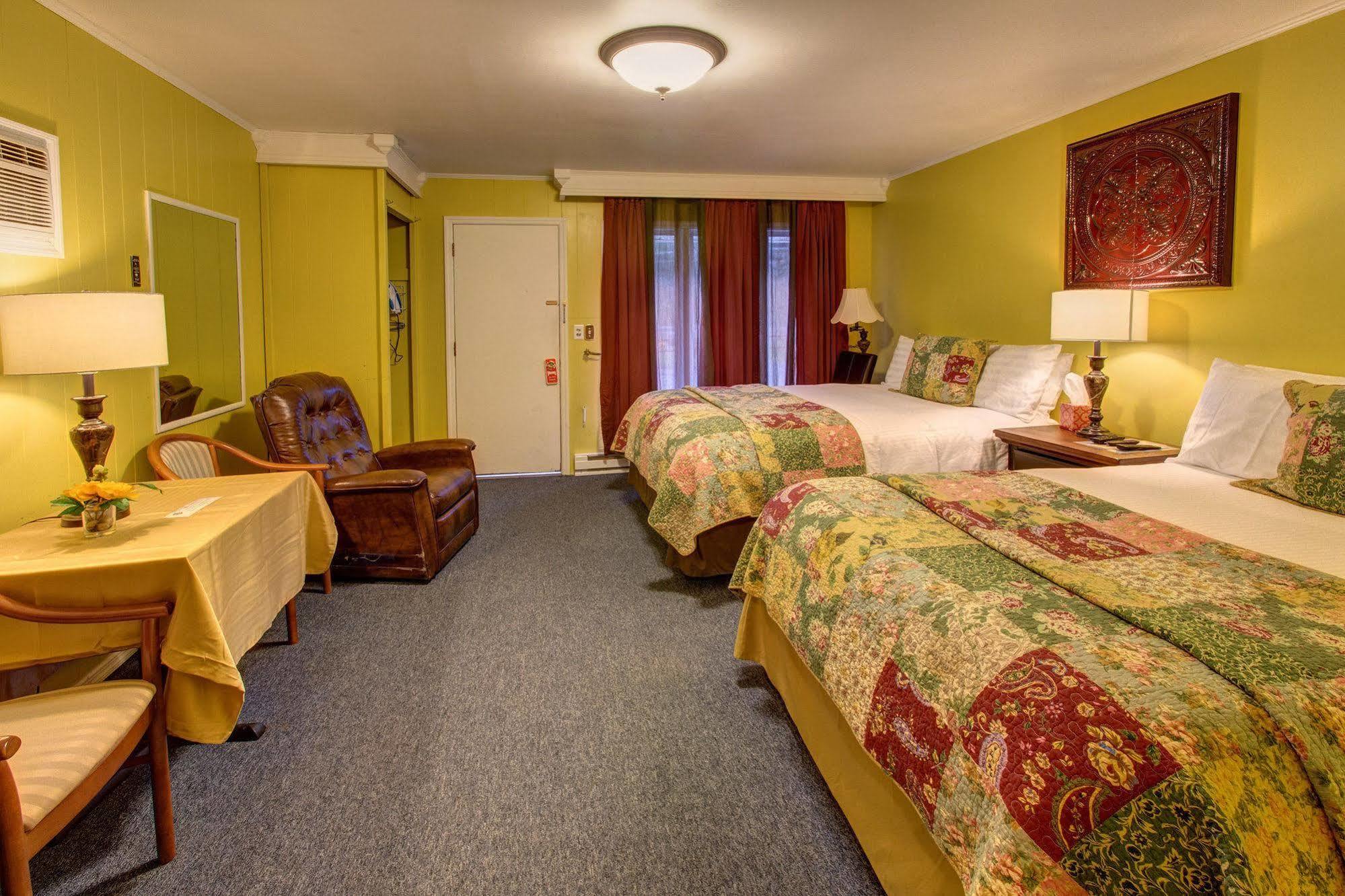 Starlite Motel & Suites Big Indian Esterno foto